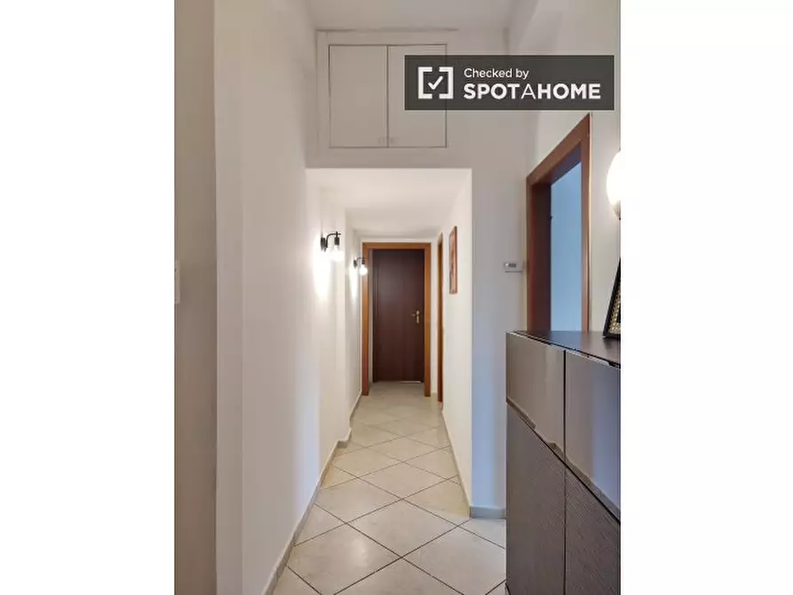 Immagine 17 di Camera condivisa in affitto  in Viale Enrico Forlanini a Milano