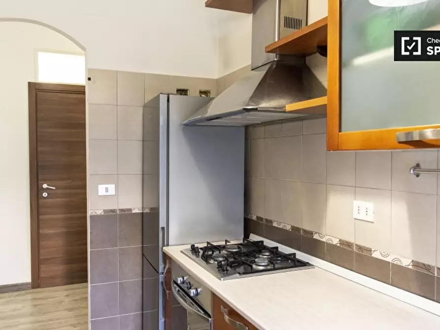 Immagine 19 di Camera condivisa in affitto  in Via Oderisi da Gubbio a Roma