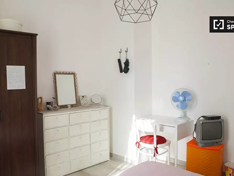 Immagine 4 di Camera condivisa in affitto  in Via Angelo Bellani, 00153 Roma RM, Italy a Roma