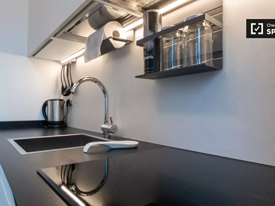 Immagine 15 di Appartamento in affitto  in Piazzale Biancamano a Milano