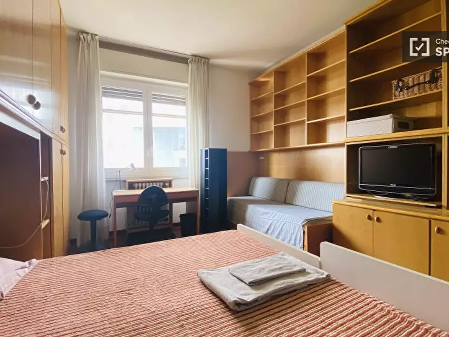 Immagine 15 di Camera condivisa in affitto  in Via Sant'Anatalone a Milano