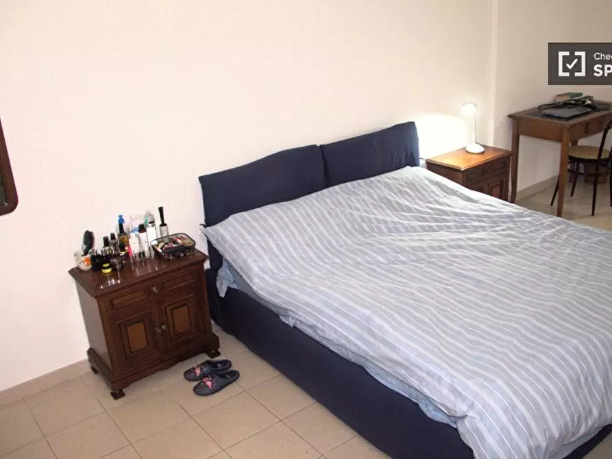 Immagine 7 di Camera condivisa in affitto  in Via Giuseppe de Robertis a Roma