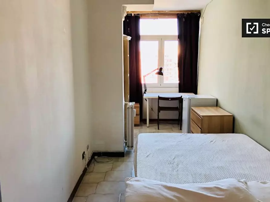 Immagine 2 di Camera condivisa in affitto  in Via Gregorio Ricci Curbastro, 00149 Roma RM, Italy a Roma