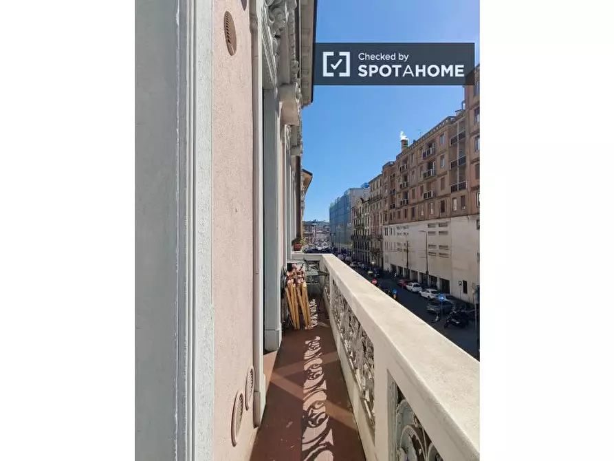 Immagine 16 di Appartamento in affitto  in P.za XXV Aprile a Milano