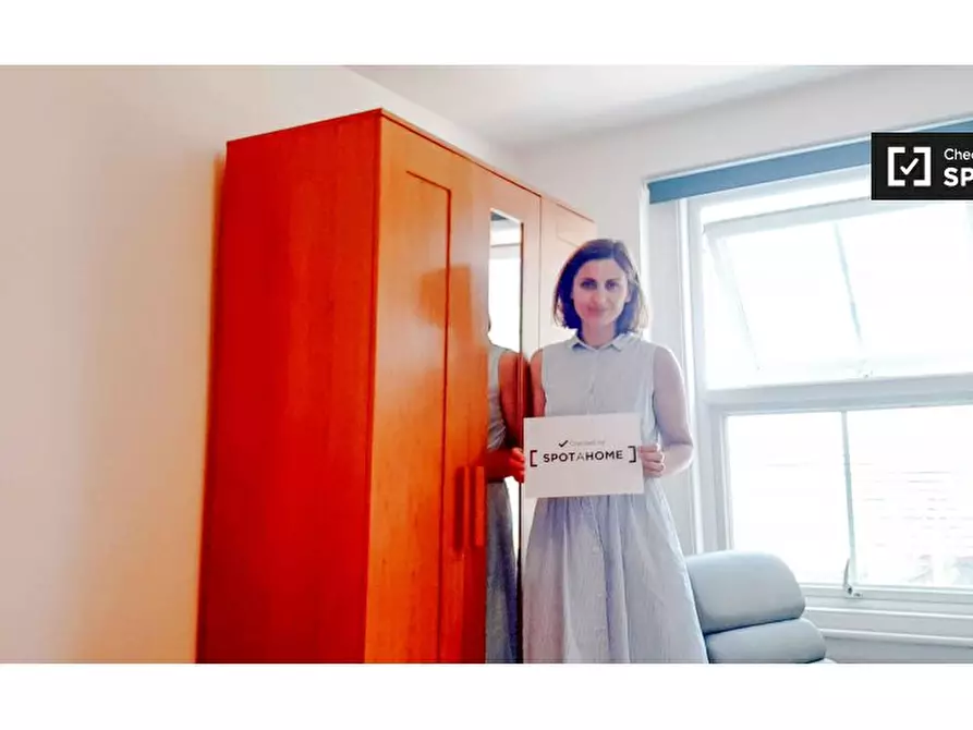 Immagine 11 di Camera condivisa in affitto  in a Court St a Poplar