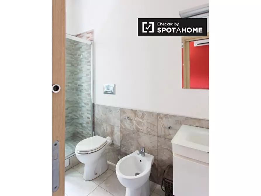 Immagine 9 di Appartamento in affitto  in Via Bordighera a Milano