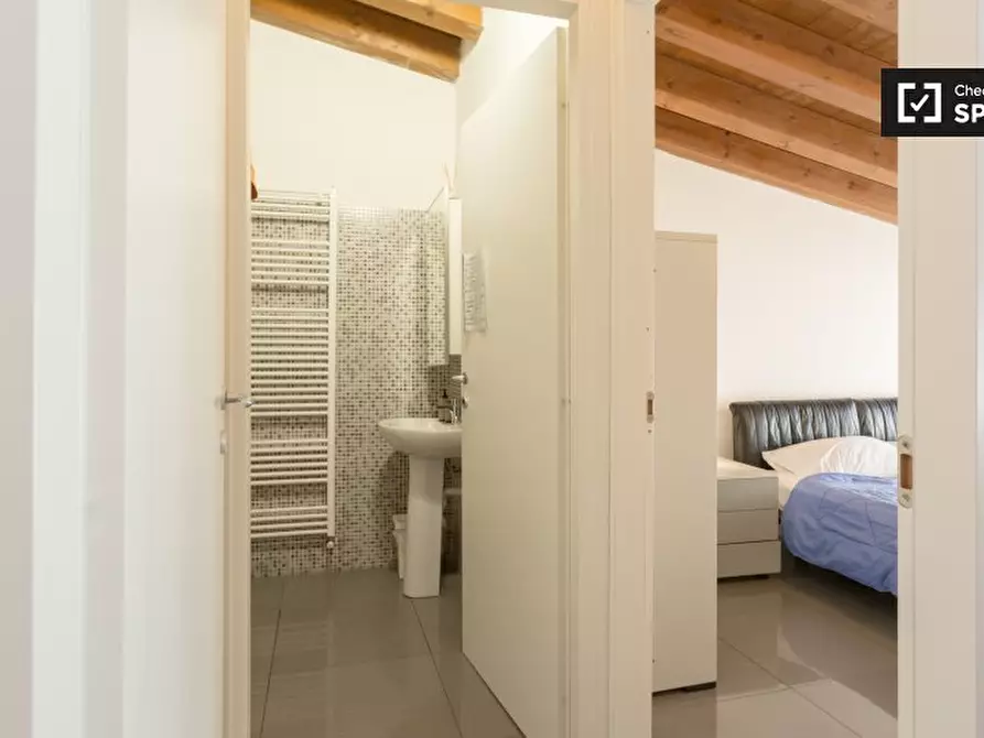 Immagine 7 di Appartamento in affitto  in Via della Chiesa Rossa a Milano