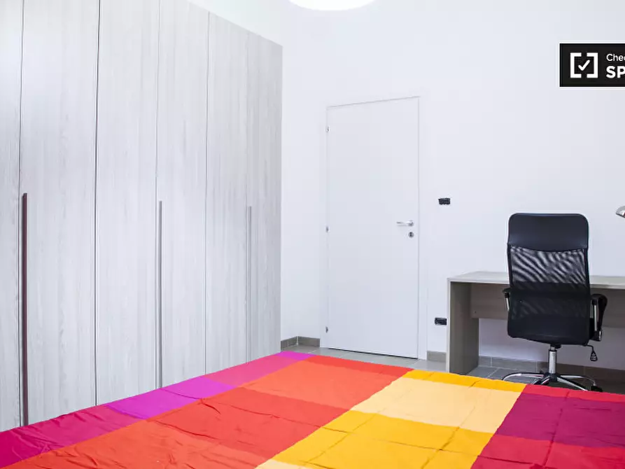 Immagine 2 di Camera condivisa in affitto  in Via Lattanzio a Roma