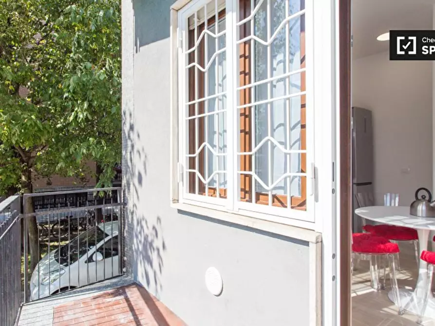 Immagine 14 di Camera condivisa in affitto  in Via Mincio a Milano