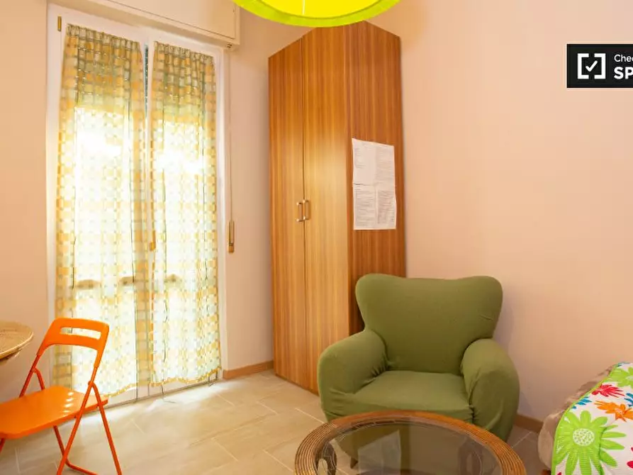 Immagine 4 di Camera condivisa in affitto  in Viale Papiniano a Milano