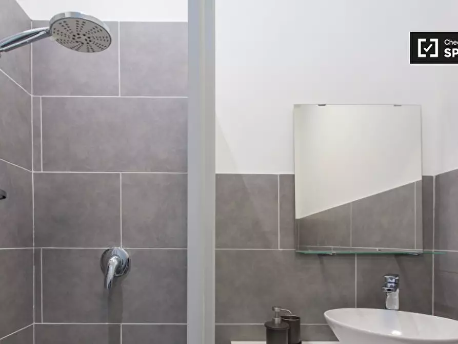 Immagine 11 di Camera condivisa in affitto  in Via Acerenza a Milano