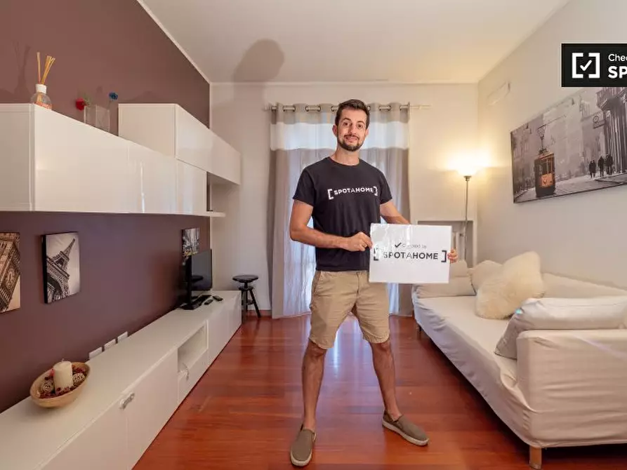 Immagine 1 di Appartamento in affitto  in Via Luigi Canonica a Milano