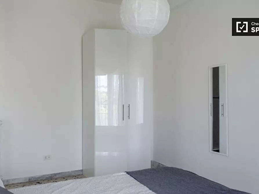 Immagine 2 di Camera condivisa in affitto  in Via Corrado Segre, 00146 Roma RM, Italy a Roma