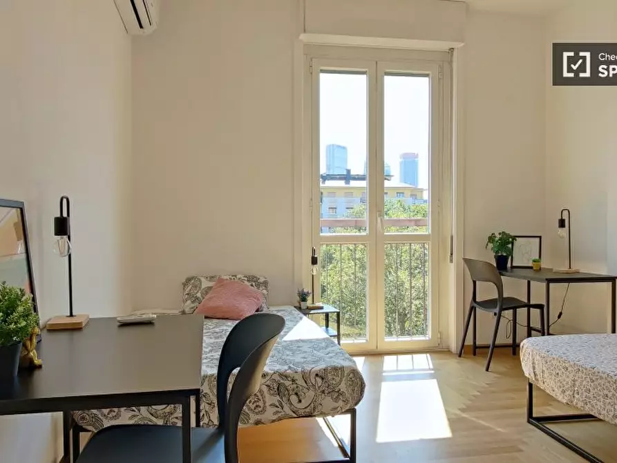 Immagine 3 di Camera condivisa in affitto  in Piazza Carlo Caneva a Milano