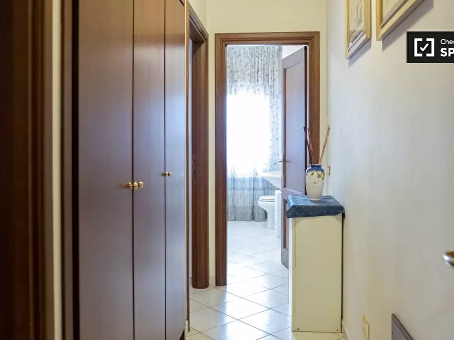 Immagine 19 di Camera condivisa in affitto  in Via Giuseppe Gregoraci a Roma