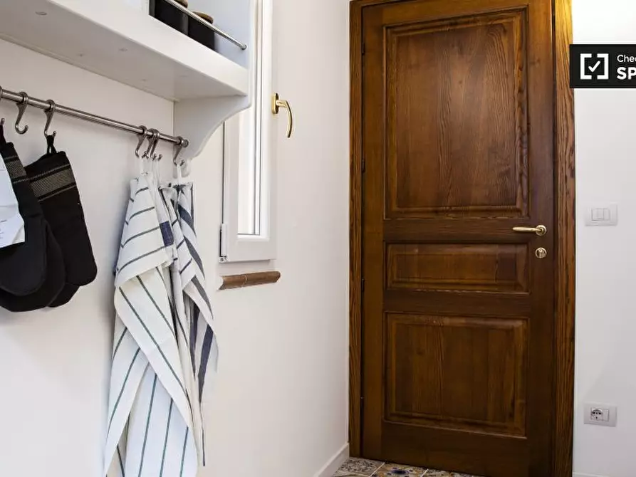 Immagine 15 di Appartamento in affitto  in Piazza dell'Oro a Roma