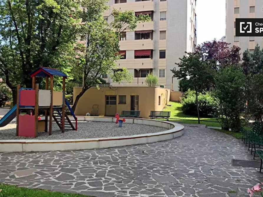 Immagine 16 di Appartamento in affitto  in Via Molinetto di Lorenteggio, 20094 Corsico MI, Italy a Corsico