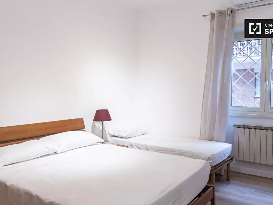 Immagine 14 di Appartamento in affitto  in Via Augusto Armellini a Roma