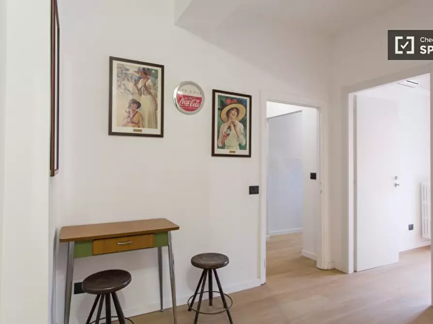 Immagine 3 di Camera condivisa in affitto  in Via Lorenteggio a Milano