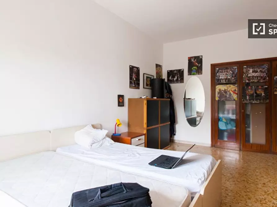 Immagine 17 di Camera condivisa in affitto  in Via Guglielmo Rontgen a Milano