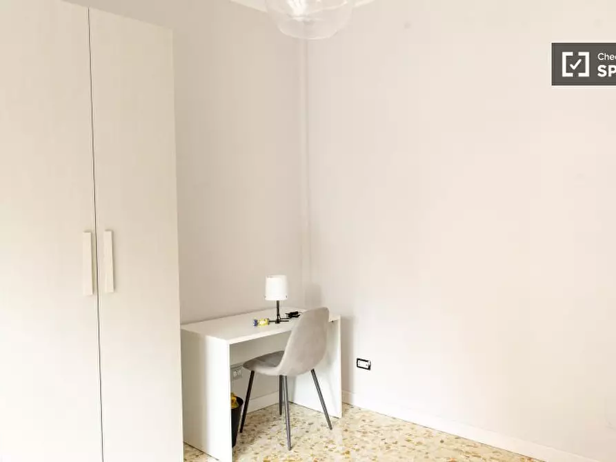 Immagine 19 di Camera condivisa in affitto  in Via di Torrevecchia a Roma