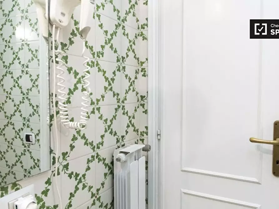 Immagine 17 di Appartamento in affitto  in Via Giulia a Roma