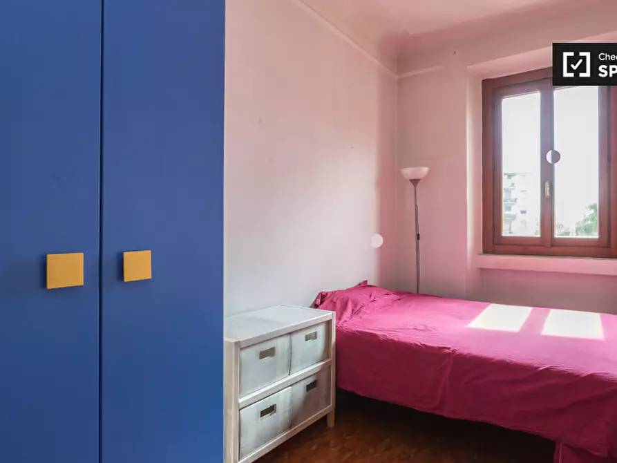 Immagine 4 di Camera condivisa in affitto  in Via Giovita Scalvini a Milano