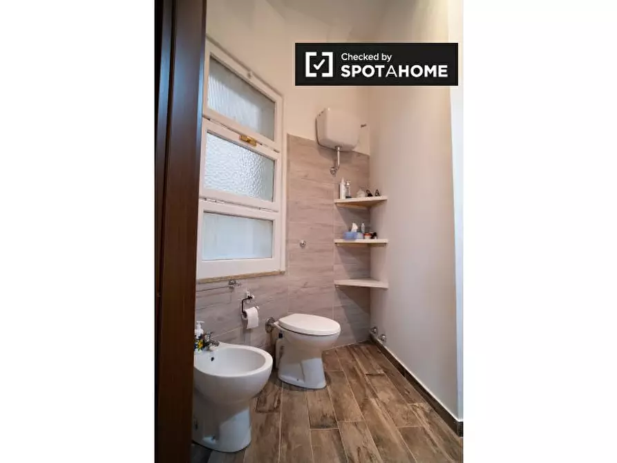 Immagine 8 di Camera condivisa in affitto  in Via Fratelli Ruspoli a Roma