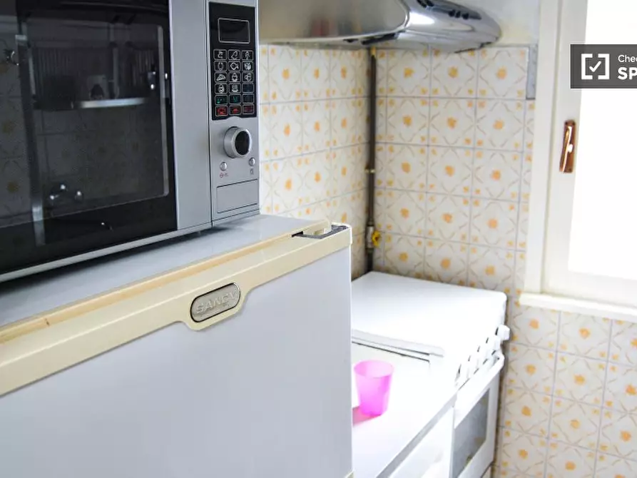 Immagine 9 di Camera condivisa in affitto  in VIA BATTISTOTTI SASSI a Milano