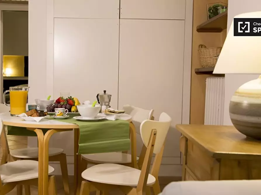 Immagine 4 di Appartamento in affitto  in Via di S. Martino Ai Monti a Roma