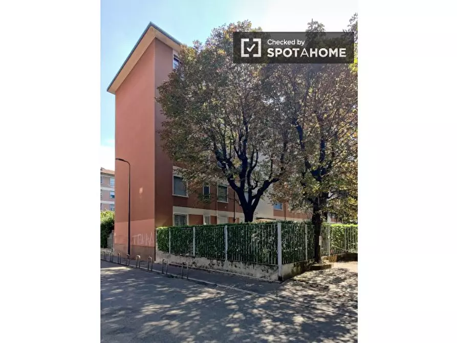 Immagine 15 di Camera condivisa in affitto  in Via Chiari a Milano