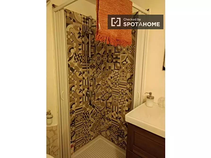 Immagine 9 di Ufficio in affitto  in Vico Storto Purgatorio Ad Arco a Napoli