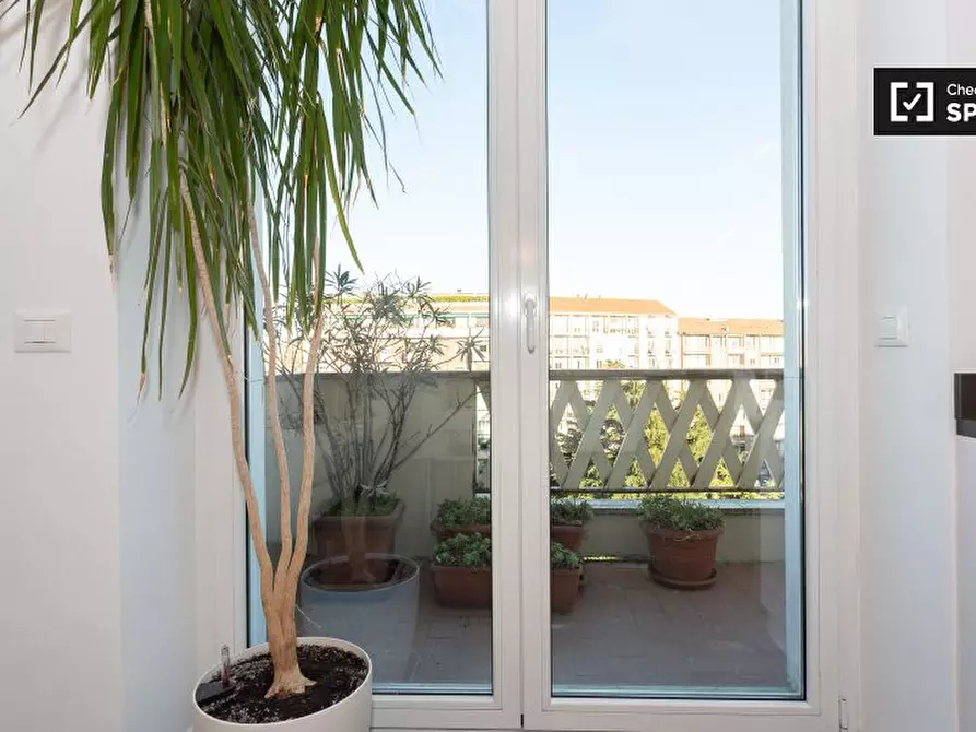 Immagine 10 di Appartamento in affitto  in Viale Argonne a Milano