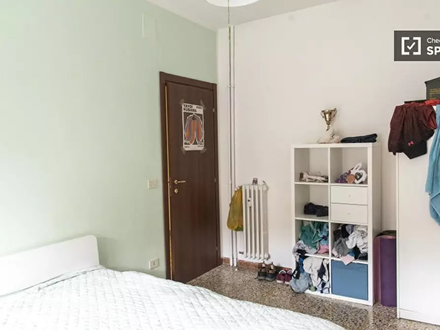 Immagine 9 di Camera condivisa in affitto  in Via Oderisi da Gubbio a Roma