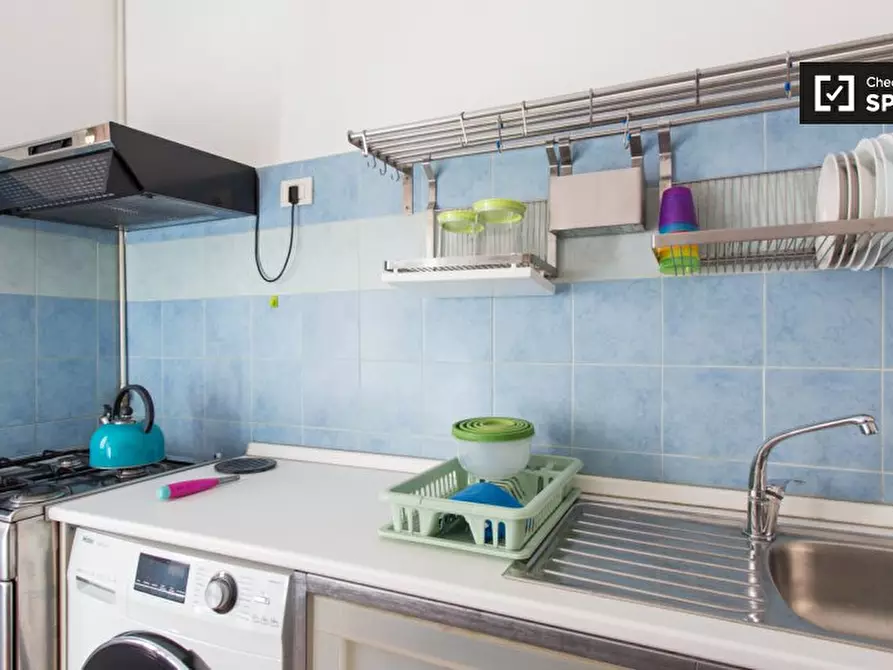 Immagine 9 di Camera condivisa in affitto  in Viale Campania a Milano