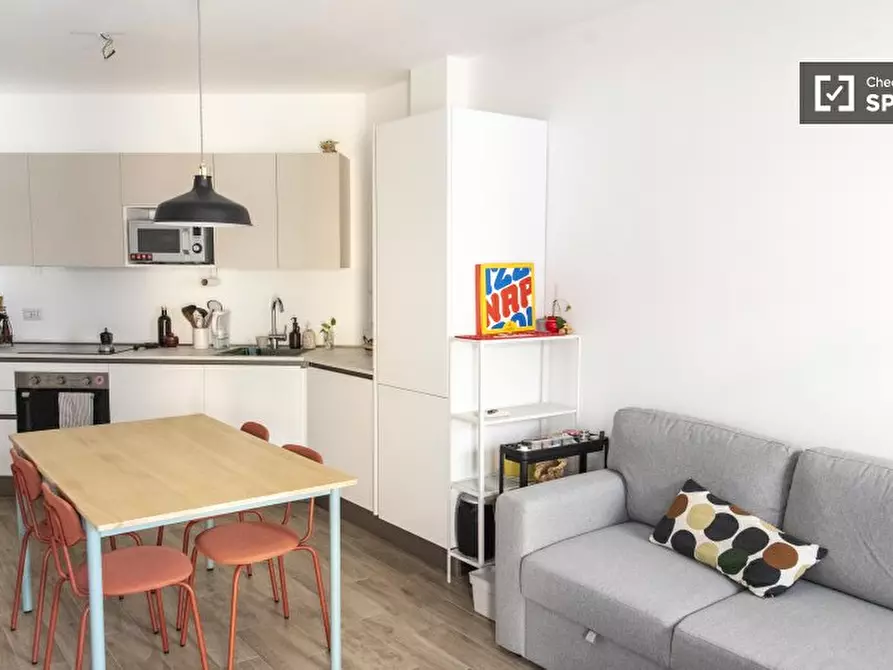 Immagine 10 di Appartamento in affitto  in Via Aulo Plauzio a Roma