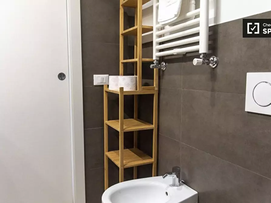 Immagine 17 di Appartamento in affitto  in Via di Acqua Bullicante a Roma