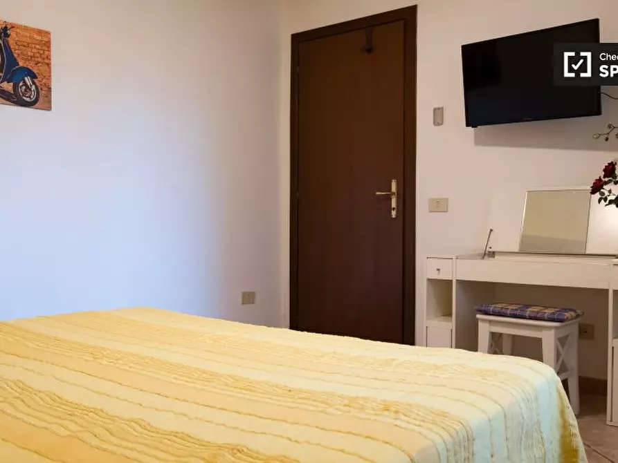 Immagine 3 di Appartamento in affitto  in Via Grottaferrata a Roma