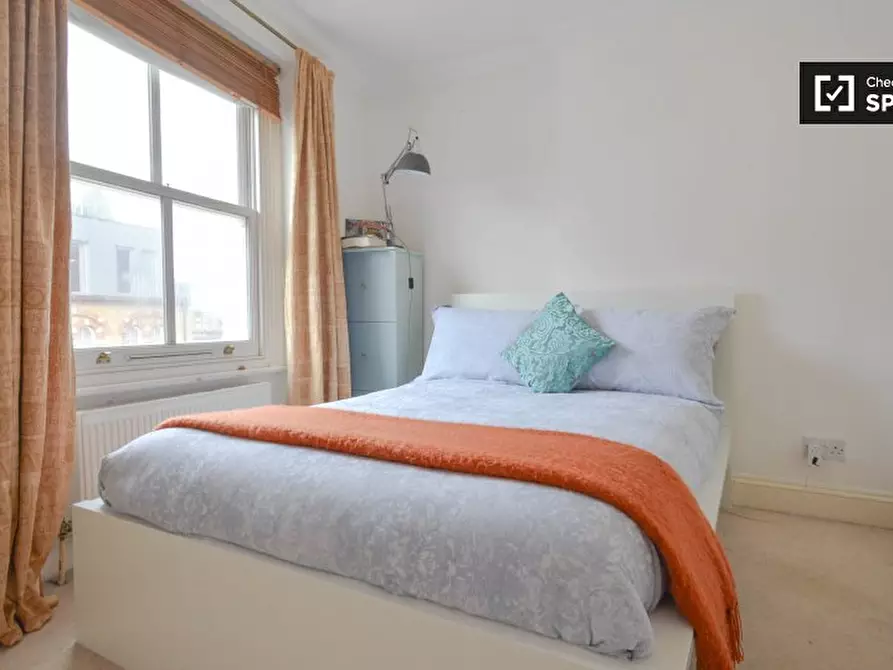 Immagine 11 di Appartamento in affitto  in Canterbury Rd, North Maida Vale, London NW6 5SR, UK a Camden Town