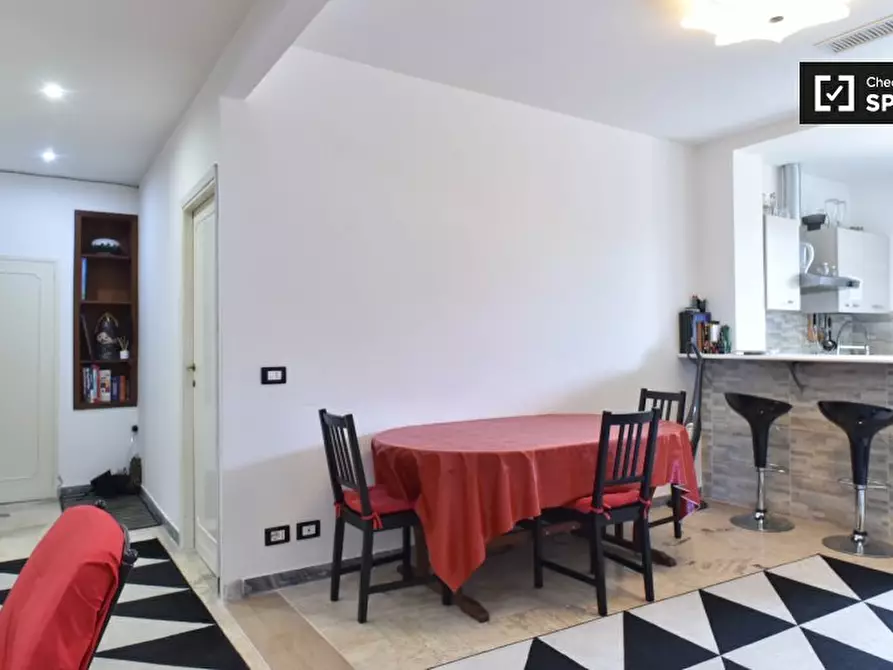 Immagine 10 di Camera condivisa in affitto  in Via Bernardo Minozzi a Roma