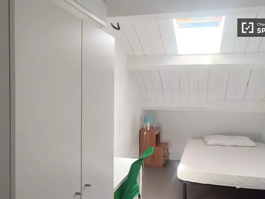 Immagine 1 di Camera condivisa in affitto  in Via di Carcaricola a Roma