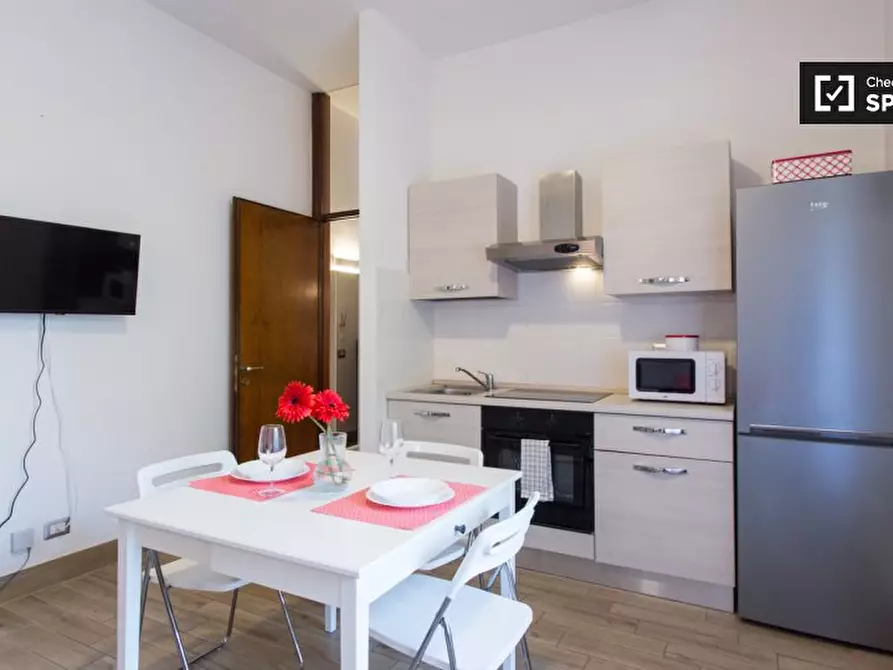 Immagine 7 di Ufficio in affitto  in Viale S. Gimignano a Milano