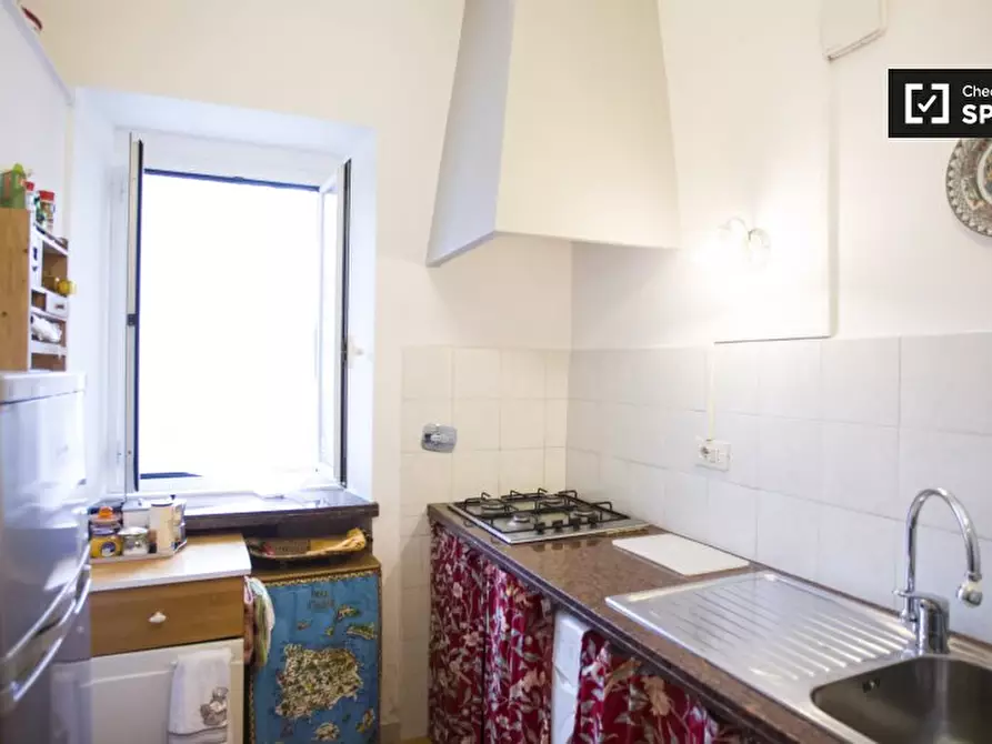 Immagine 7 di Camera condivisa in affitto  in Via Ernesto Ovidi a Roma