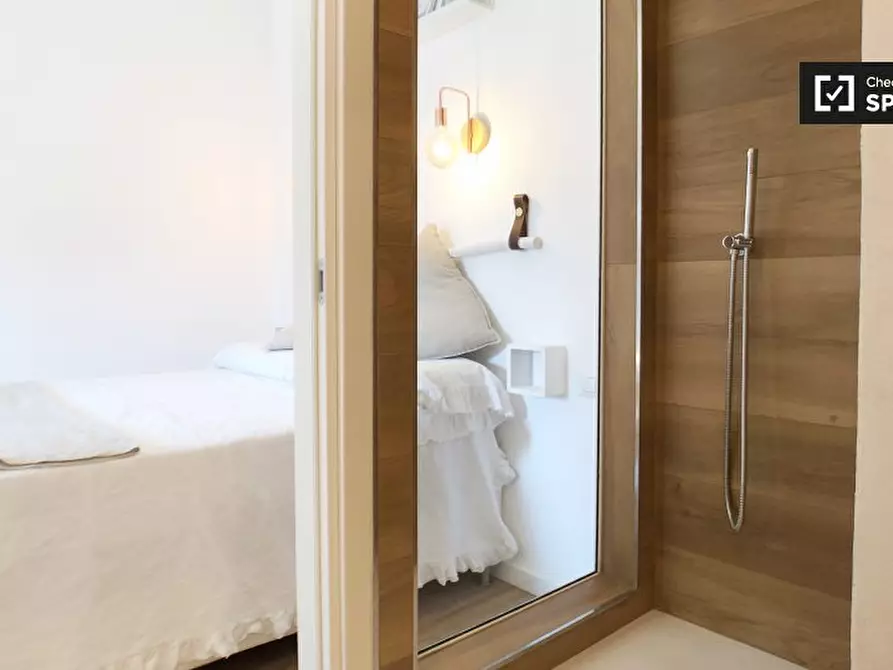 Immagine 18 di Appartamento in affitto  in Via Pastrengo, 20159 Milano MI, Italy a Milano