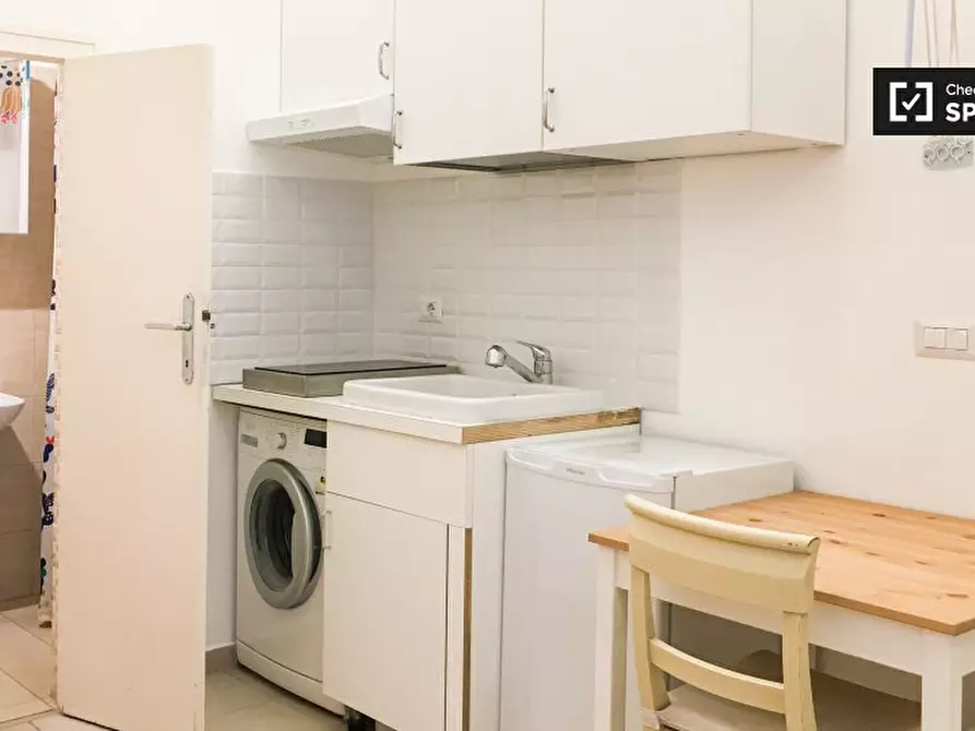 Immagine 2 di Ufficio in affitto  in Via Carroccio a Milano