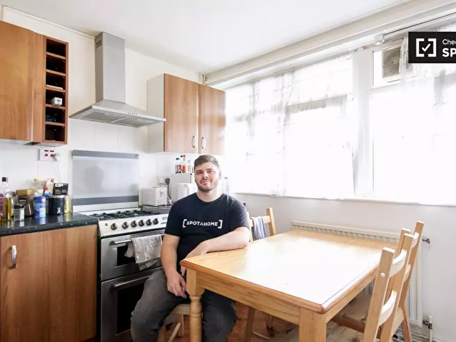 Immagine 8 di Camera condivisa in affitto  in Jubilee Street a Poplar