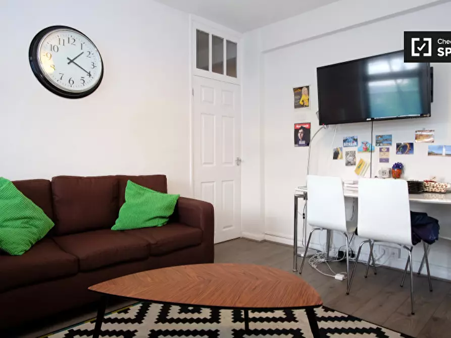 Immagine 4 di Camera condivisa in affitto  in Juniper House a Lewisham