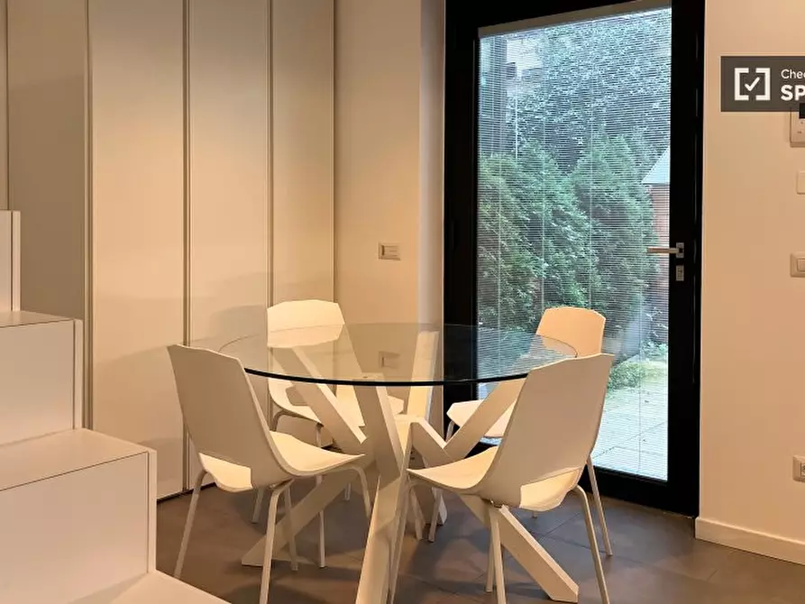 Immagine 6 di Ufficio in affitto  in Via Beroldo a Milano