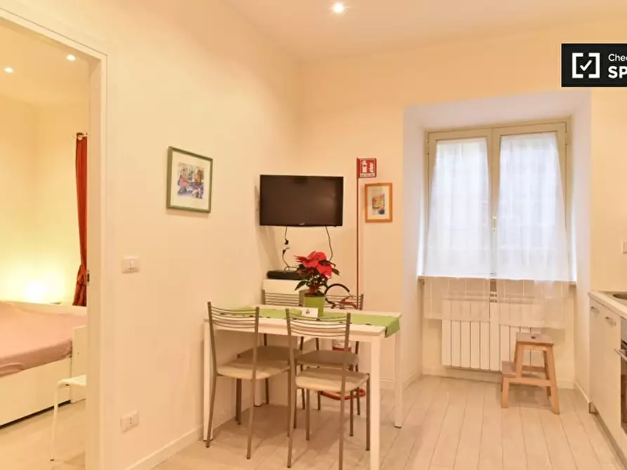 Immagine 3 di Appartamento in affitto  in Via dei Conciatori a Roma