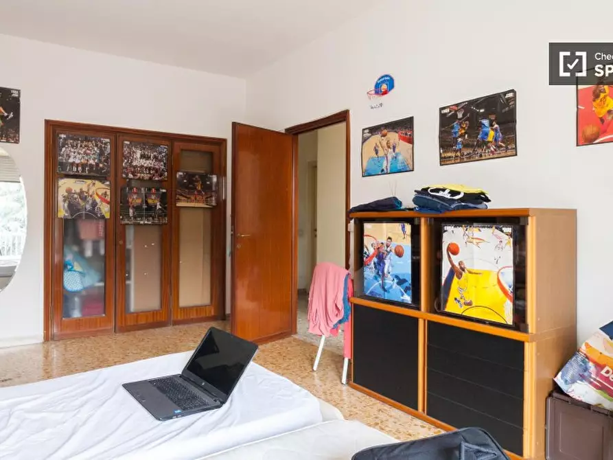 Immagine 16 di Camera condivisa in affitto  in Via Guglielmo Rontgen a Milano